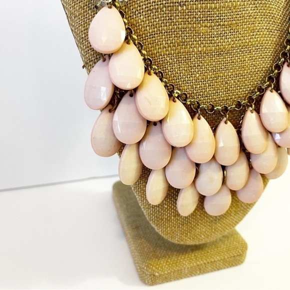 Light Pink Statement Teardrop Necklace Chunky Lucite Beaded Retro 90s Y2K Love - Picture 2 of 8